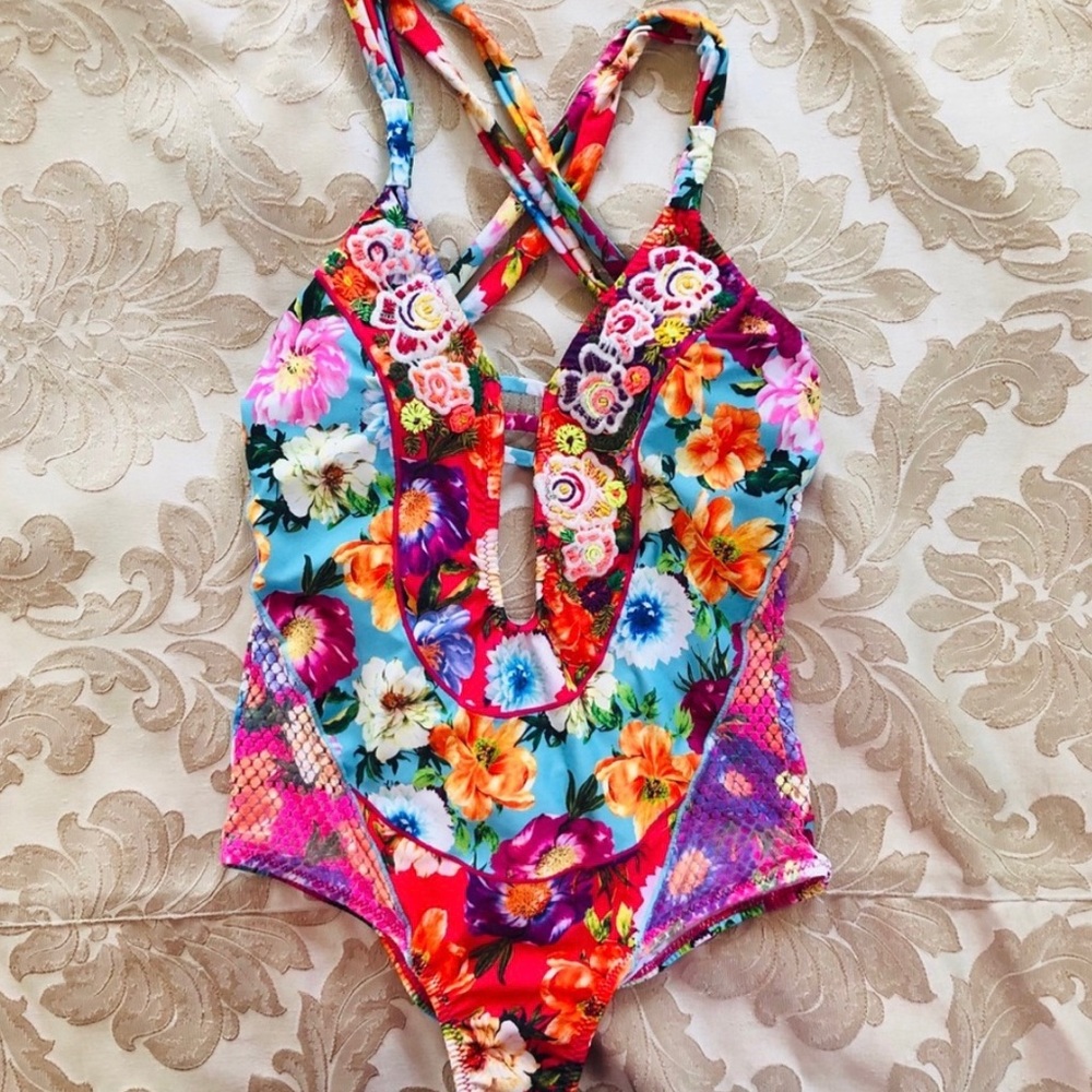 Aguabendita one piece bathing suit